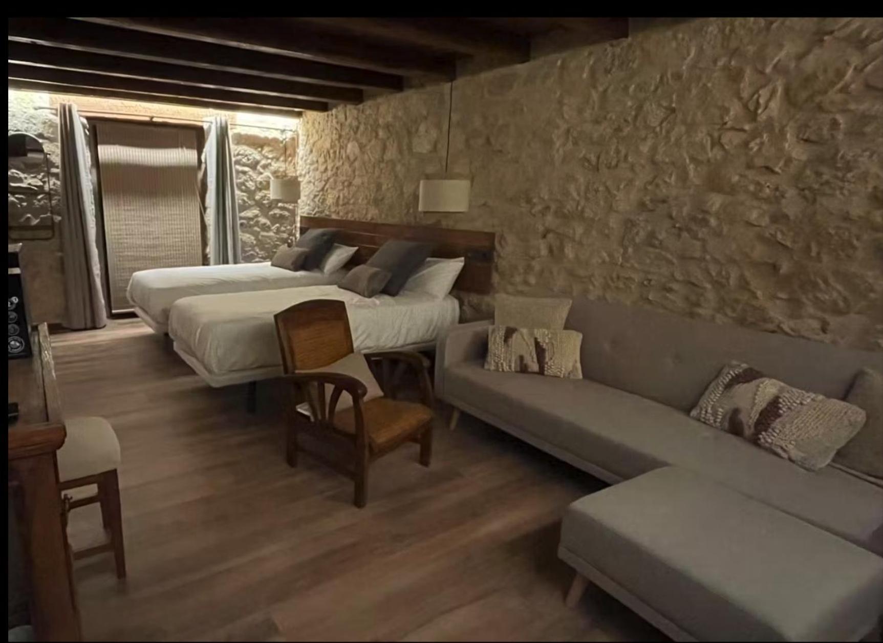 Pinilla del Valle La Casa Del Cantero المظهر الخارجي الصورة