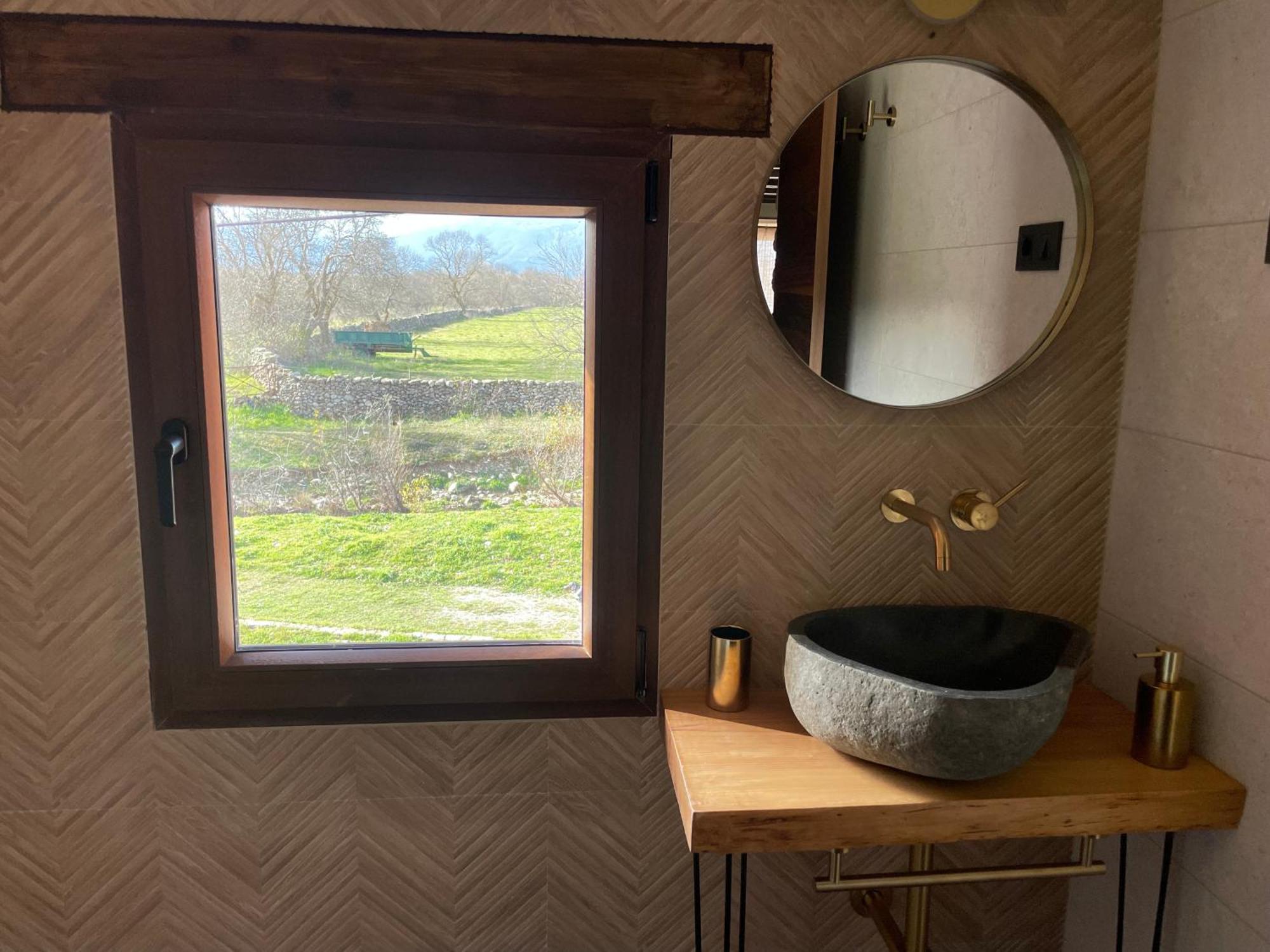 Pinilla del Valle La Casa Del Cantero المظهر الخارجي الصورة