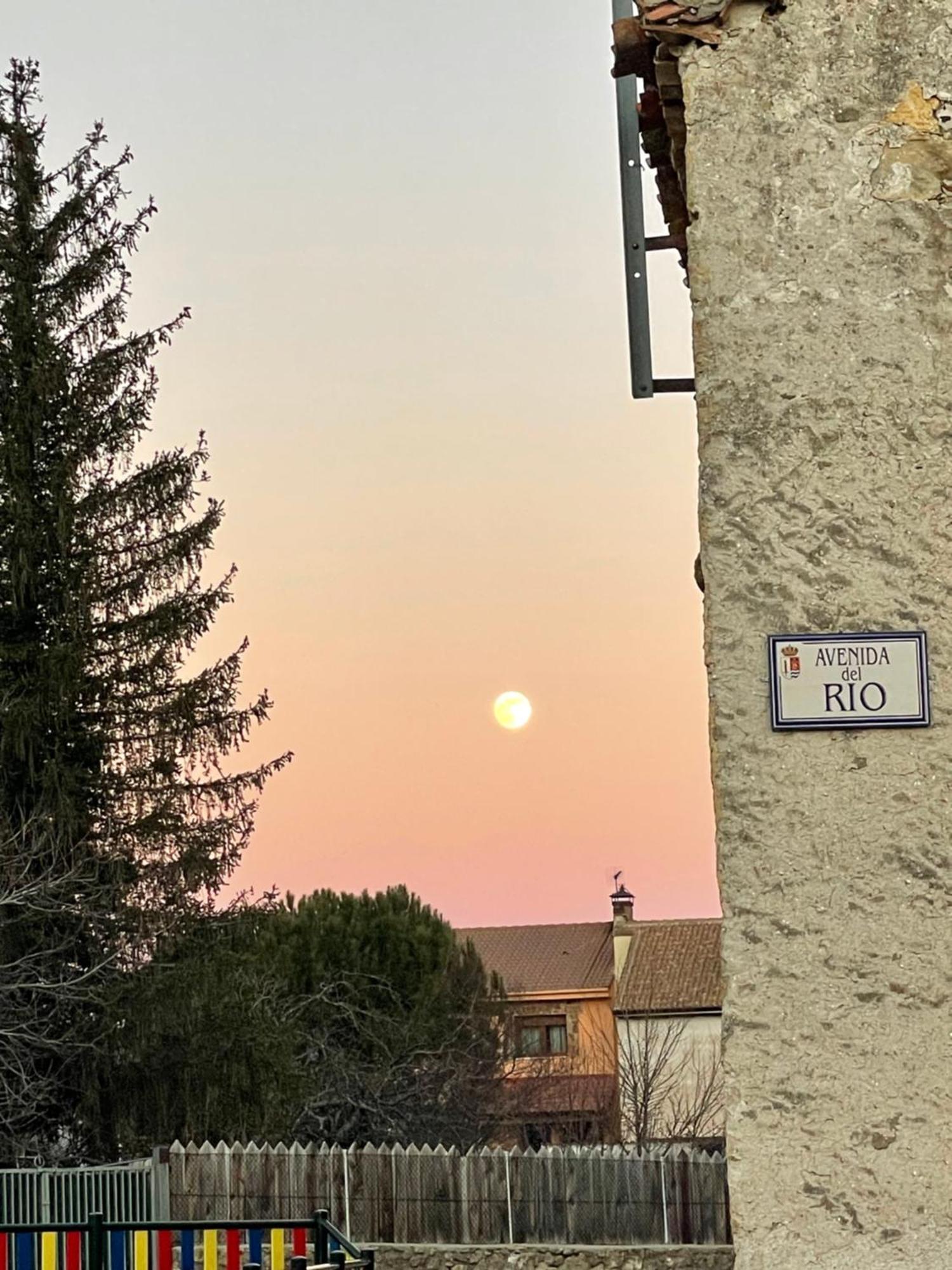 Pinilla del Valle La Casa Del Cantero المظهر الخارجي الصورة