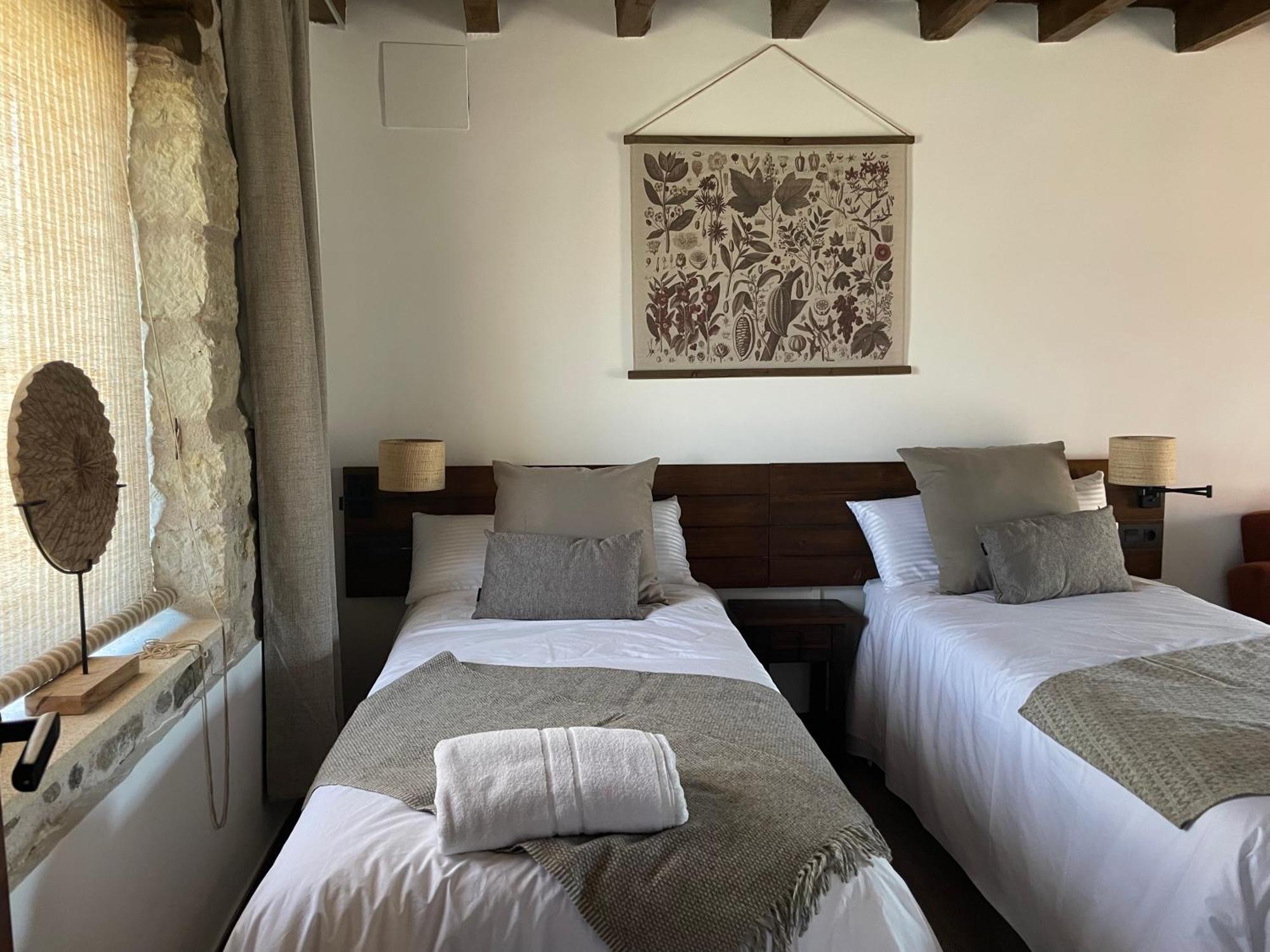 Pinilla del Valle La Casa Del Cantero المظهر الخارجي الصورة