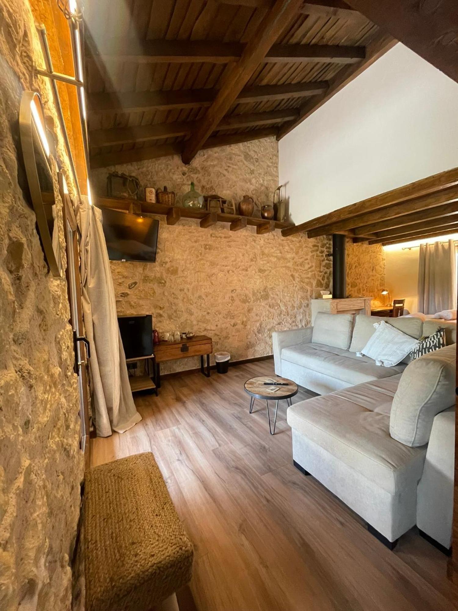Pinilla del Valle La Casa Del Cantero المظهر الخارجي الصورة